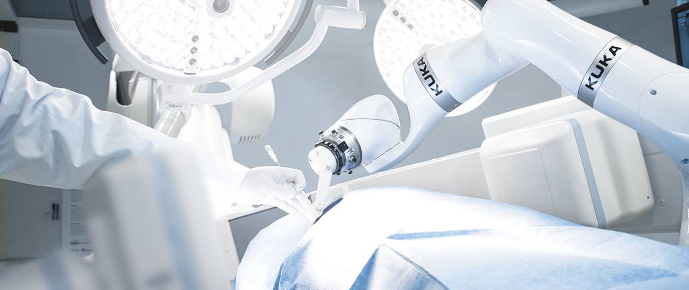 The LBR Med integrated into an surgery Robot