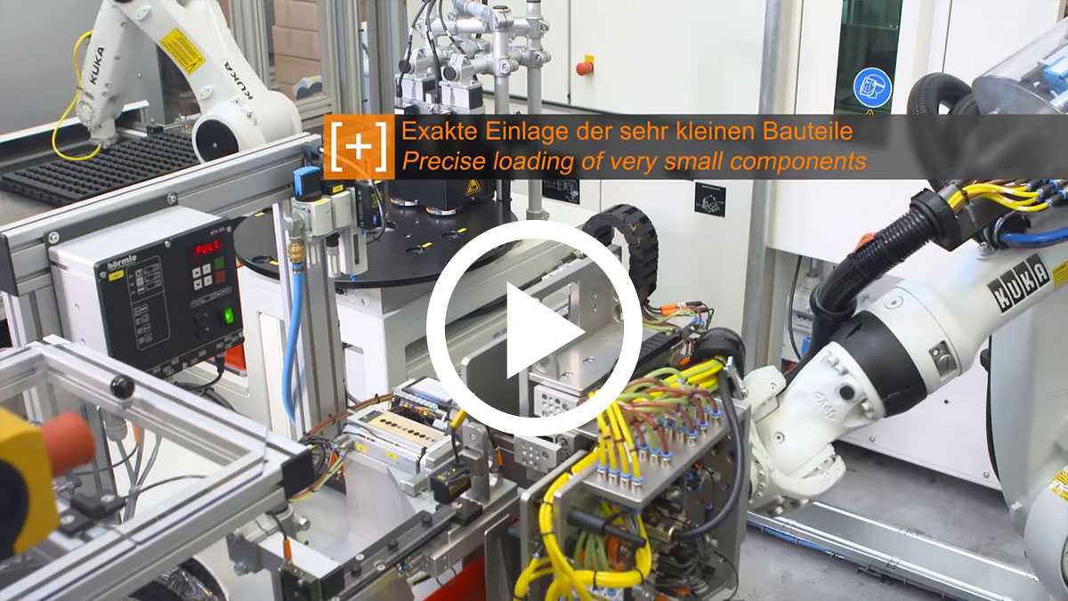 使用KUKA機器人制造塑料風扇